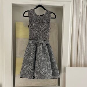 Maje Black and White laser cut Dress size 40 / 6US